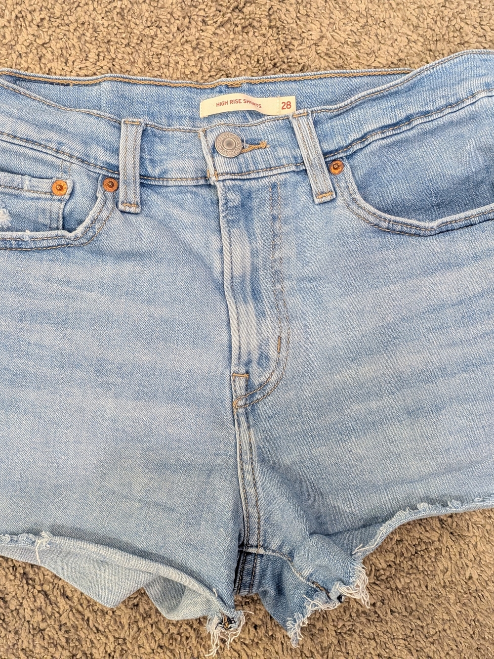 Levi's Women's Stretch High-Rise Light Blue Denim Shorts Size 28